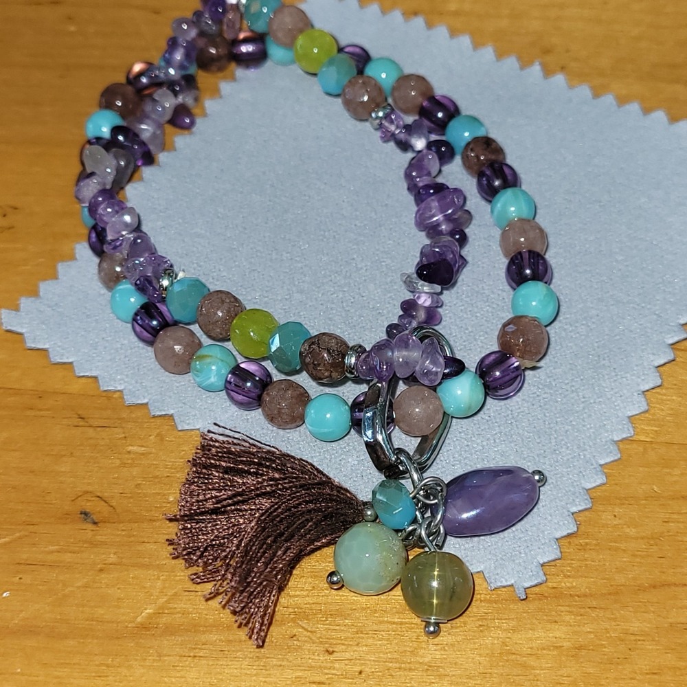 Vintage Amethyst Chip Multi Strand Stretch Bracelet Tassel Charms 16.19g
